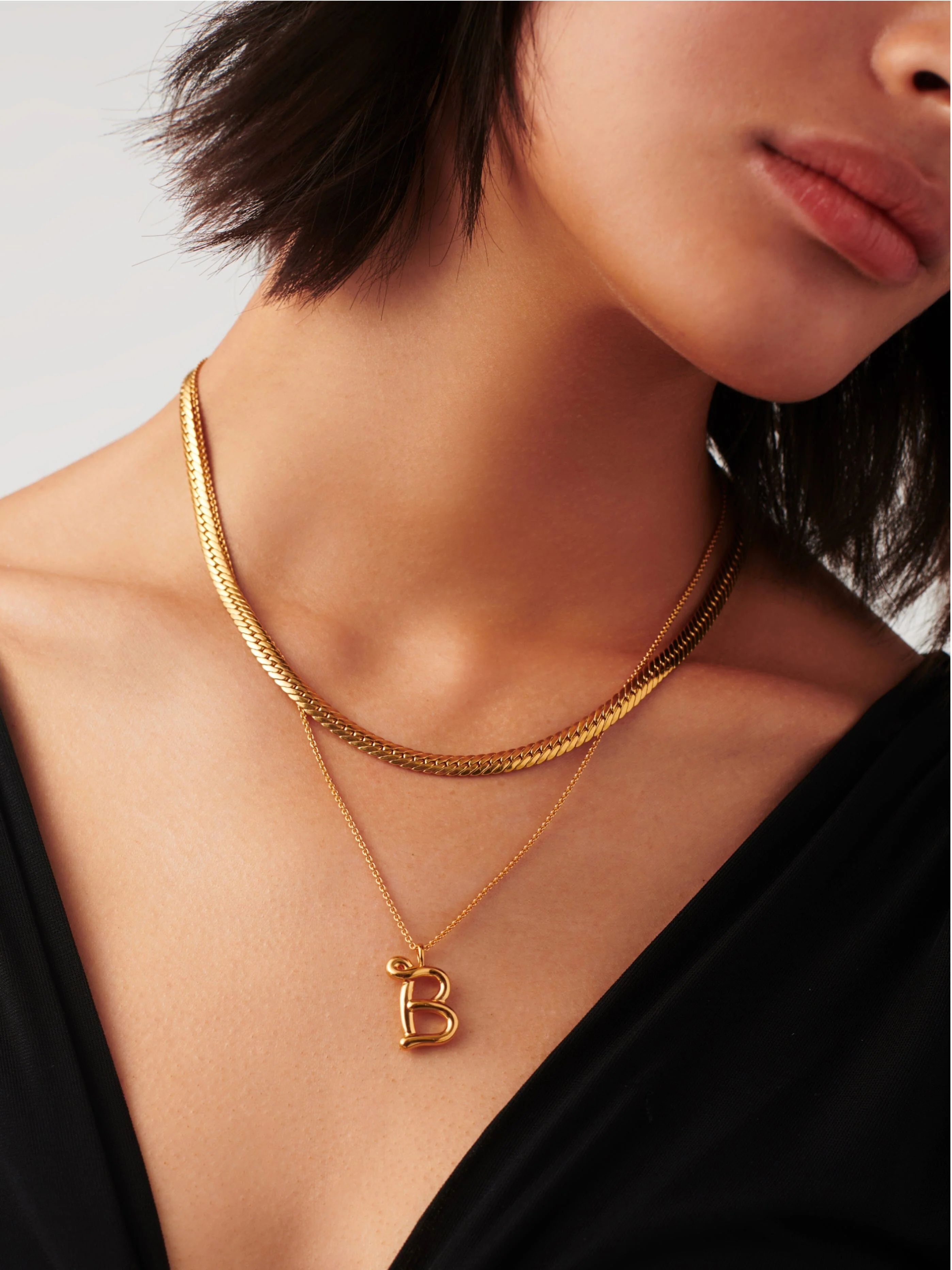 Curly Molten Initial Pendant Necklace - B | 18k Gold Vermeil - Image 3