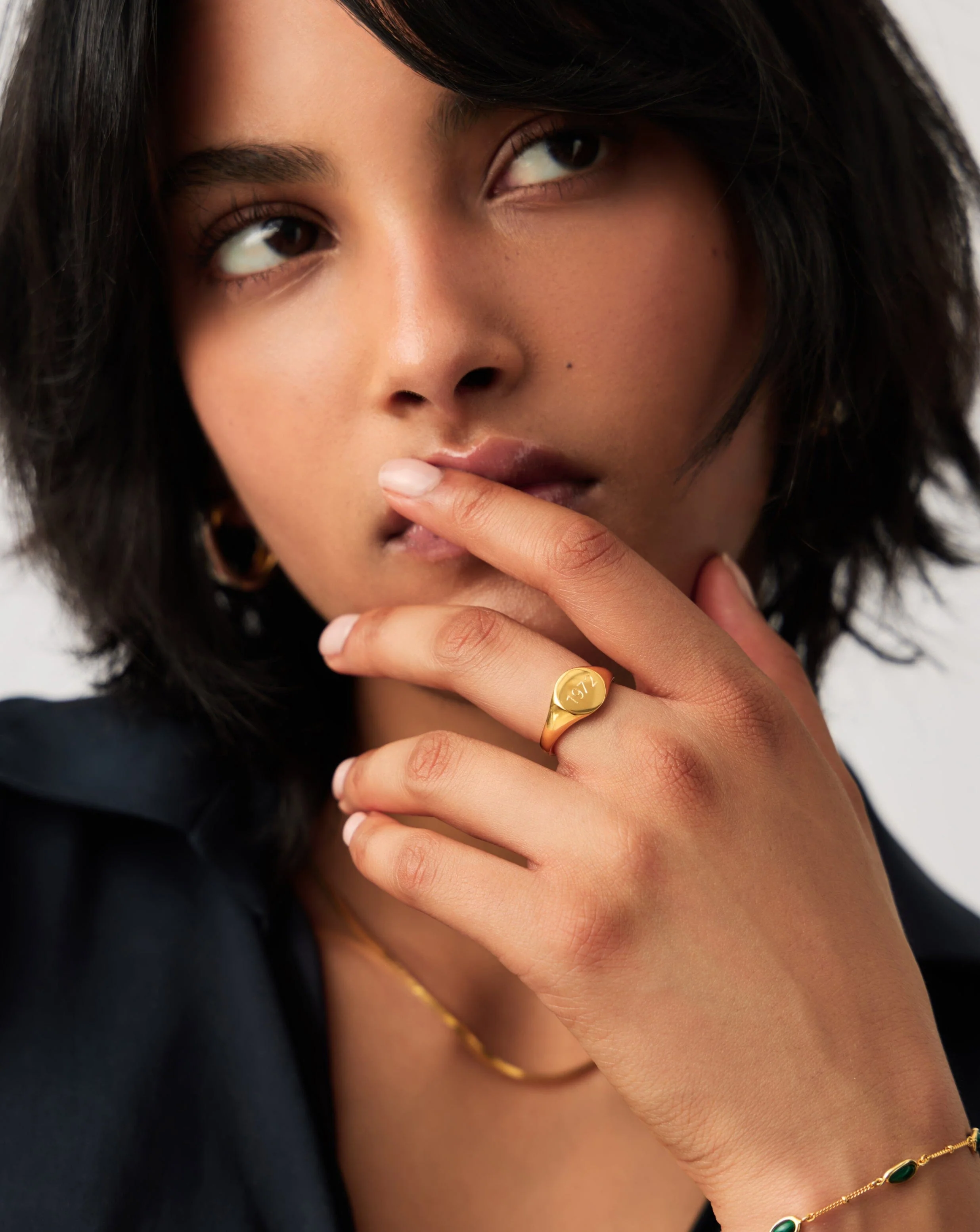 Engravable Round Signet Ring | 18k Gold Vermeil - Image 3