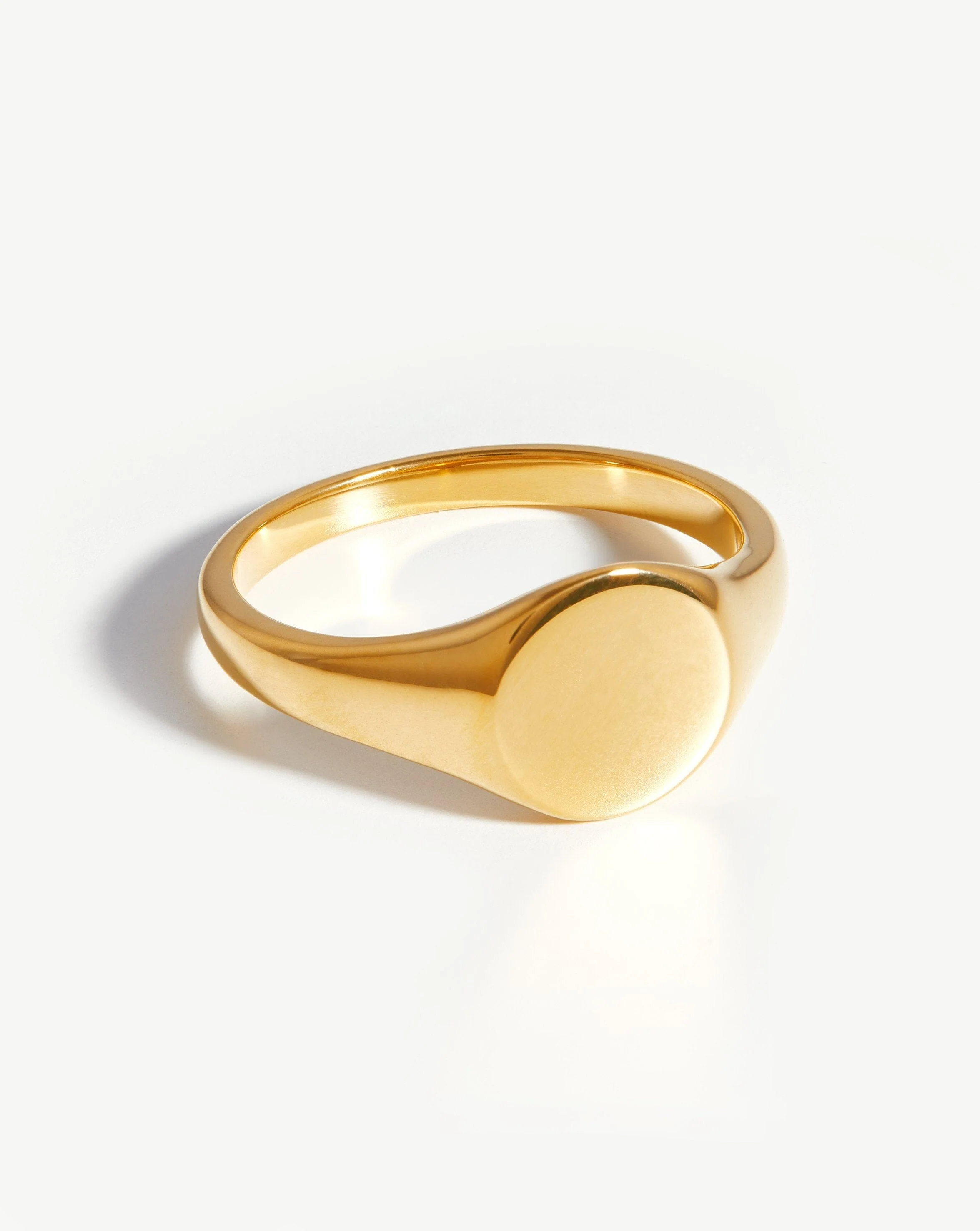 Engravable Round Signet Ring | 18k Gold Vermeil - Image 4