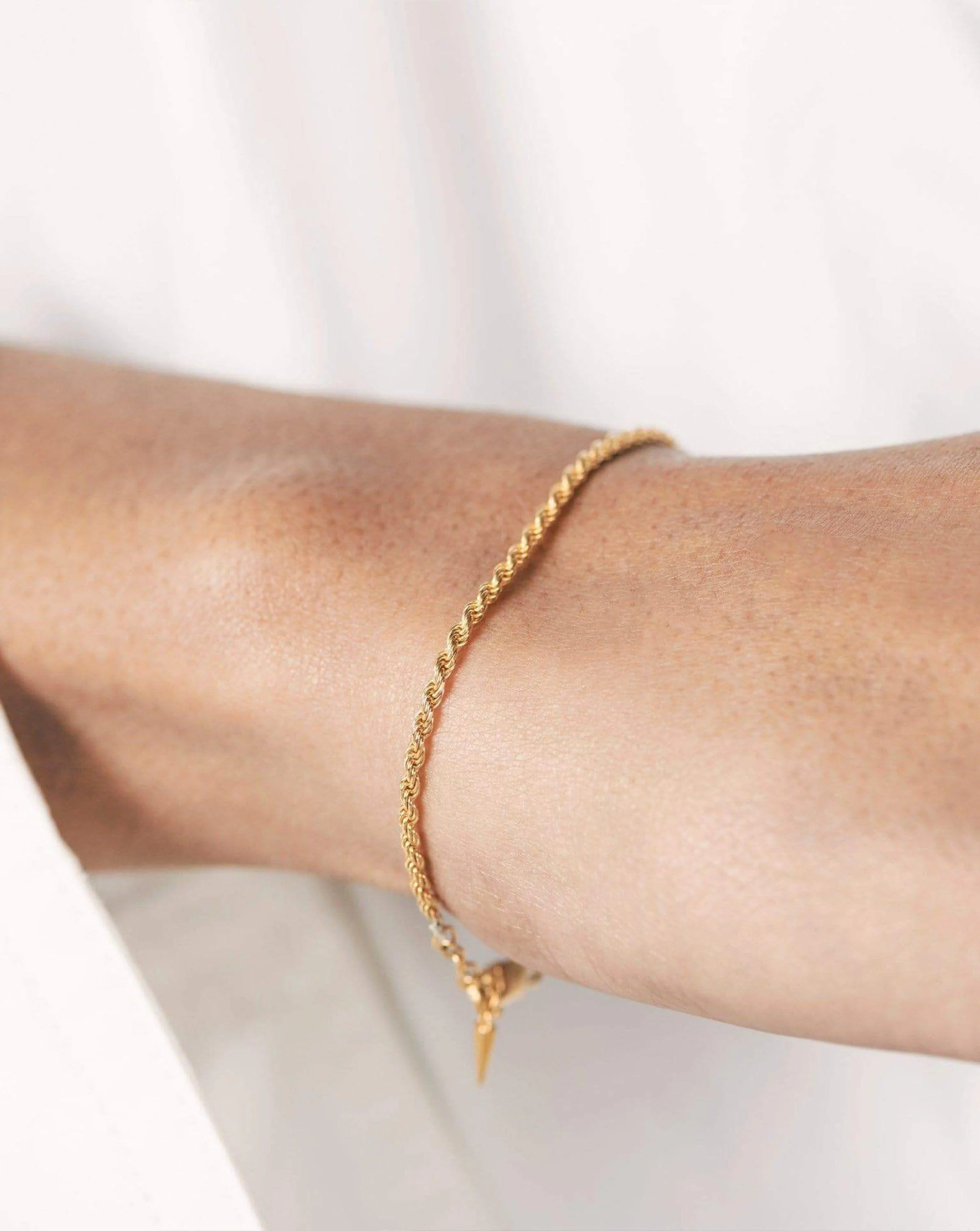 Solid Gold Classic Rope Chain Bracelet - Image 2
