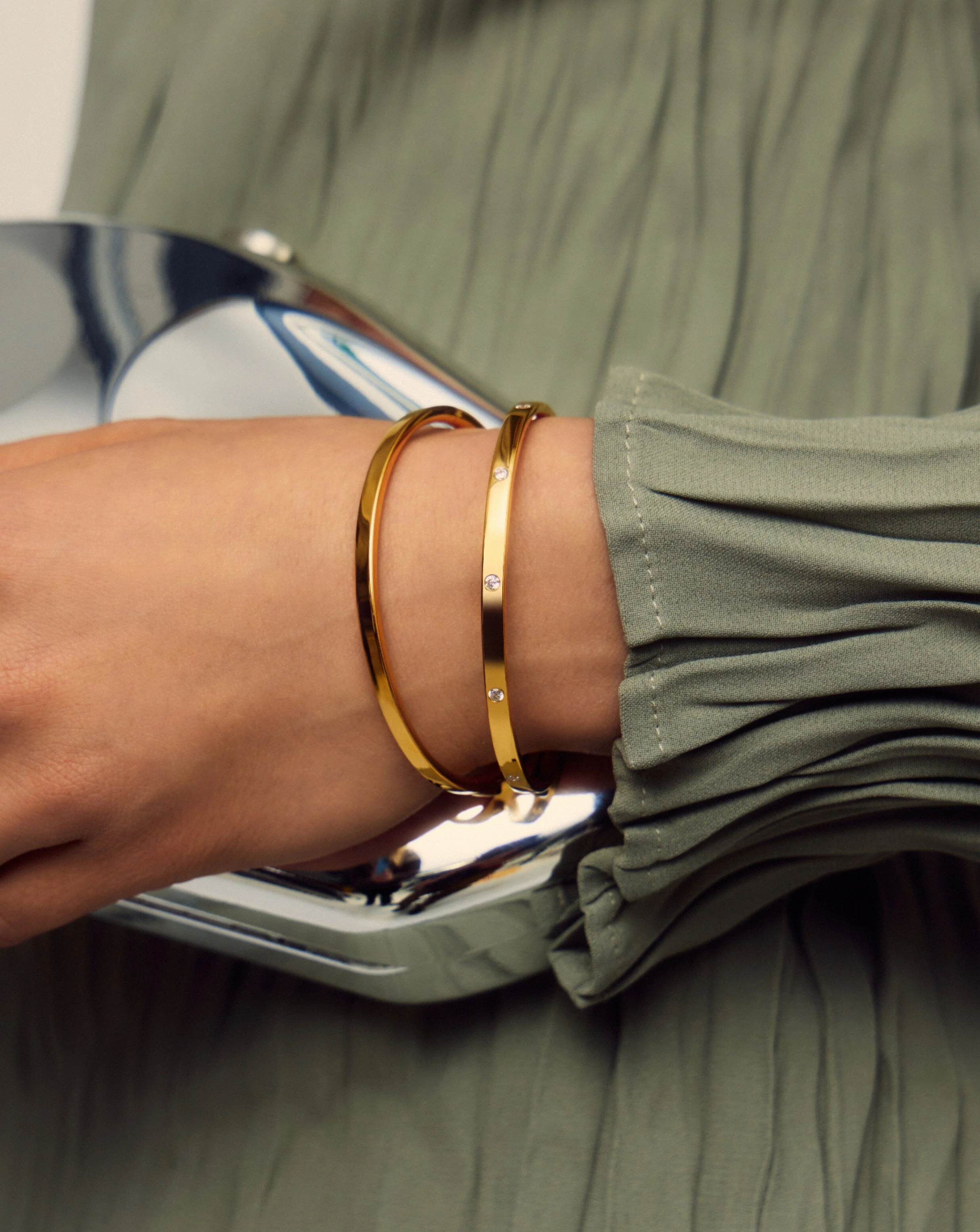 Interstellar Hinged Bangle | 18k Gold Vermeil/Cubic Zirconia - Image 2