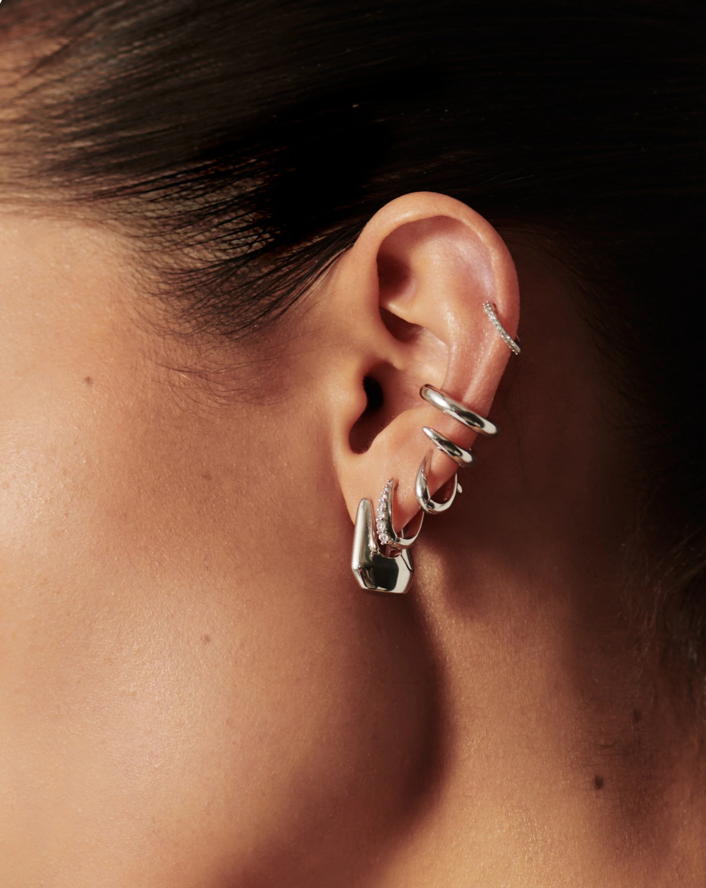 Lucy Williams Arco Small Hoop Earrings | Sterling Silver - Image 2