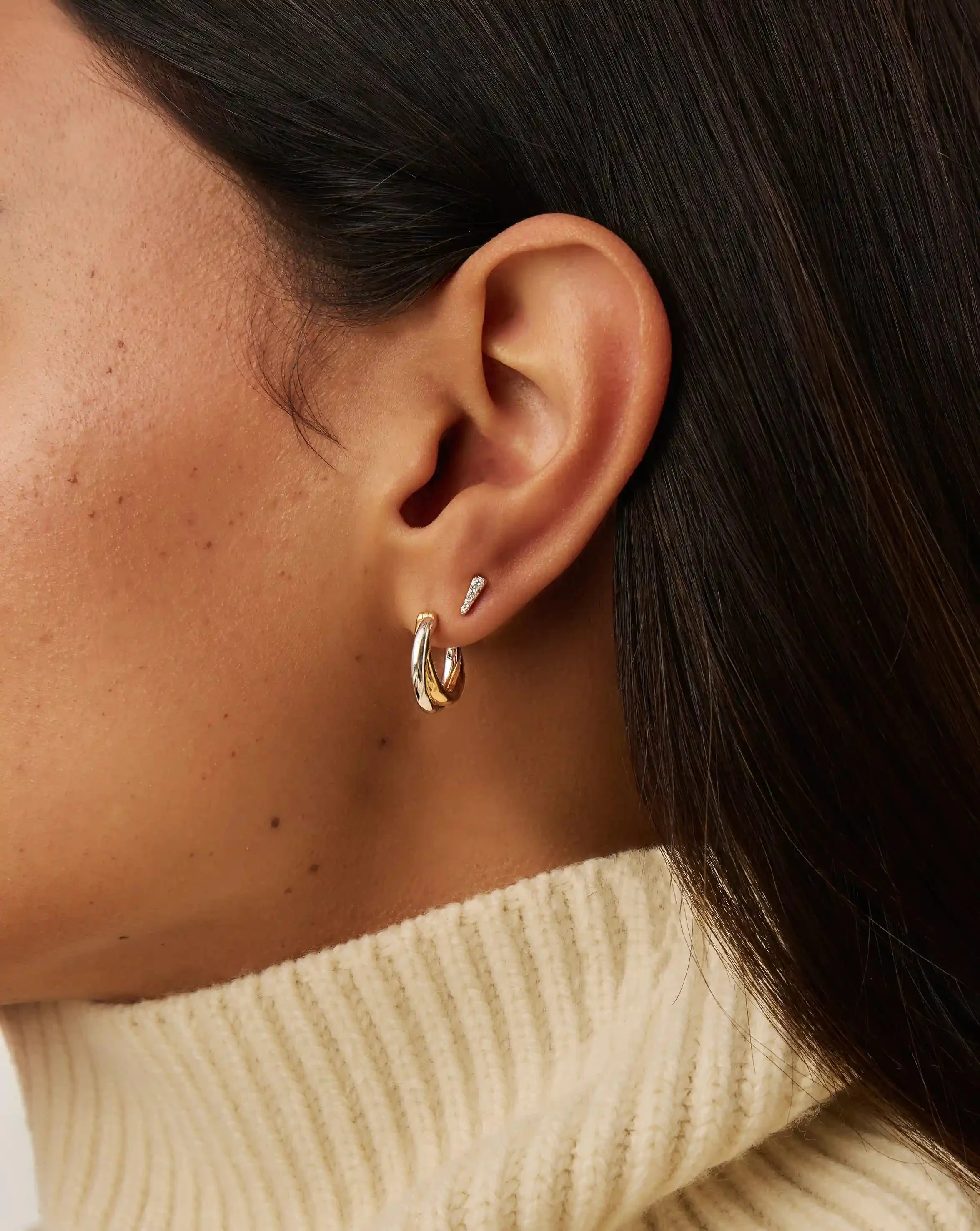 Lucy Williams Entwine Small Hoop Earrings | Mixed Metal - Image 2