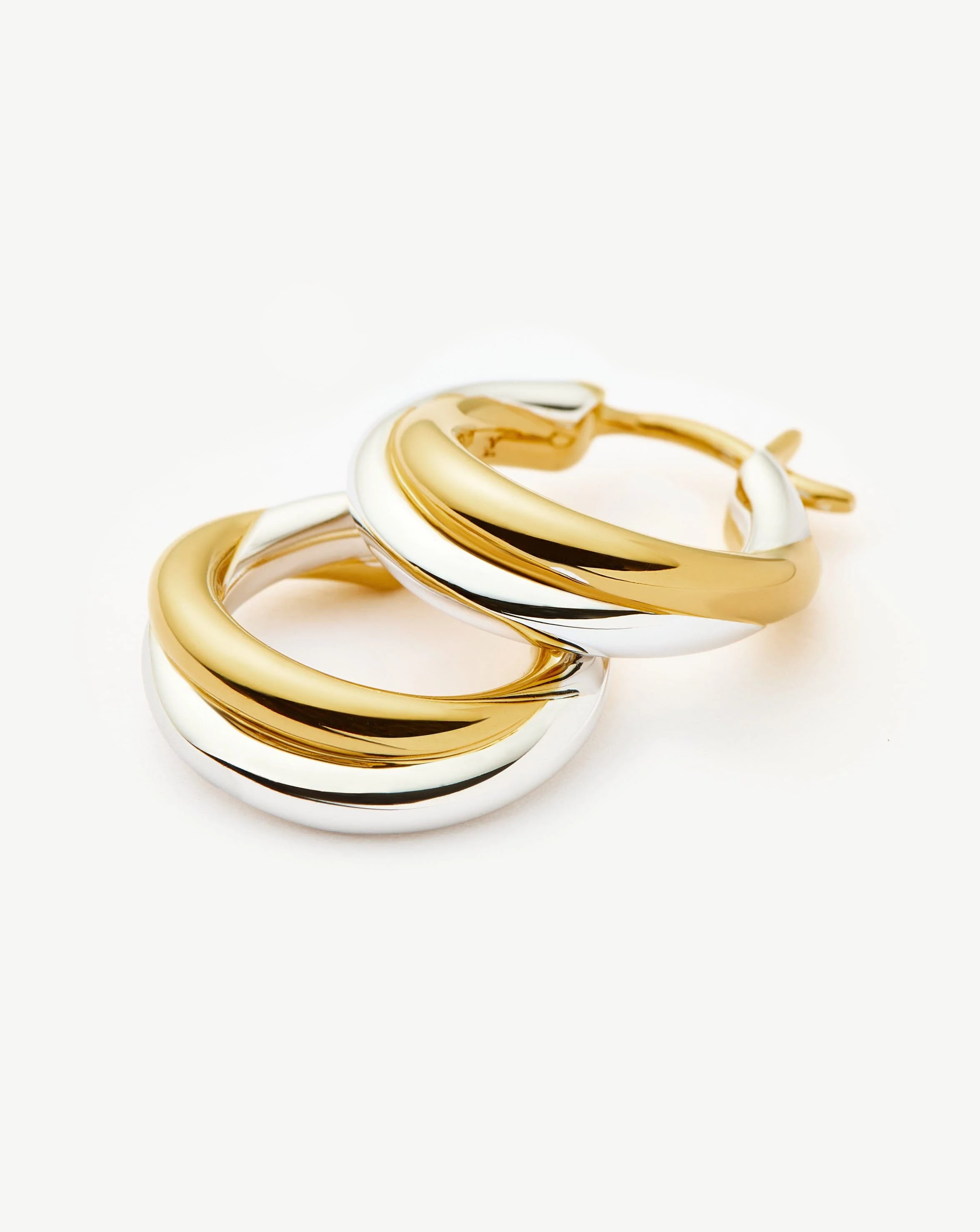 Lucy Williams Entwine Small Hoop Earrings | Mixed Metal - Image 4