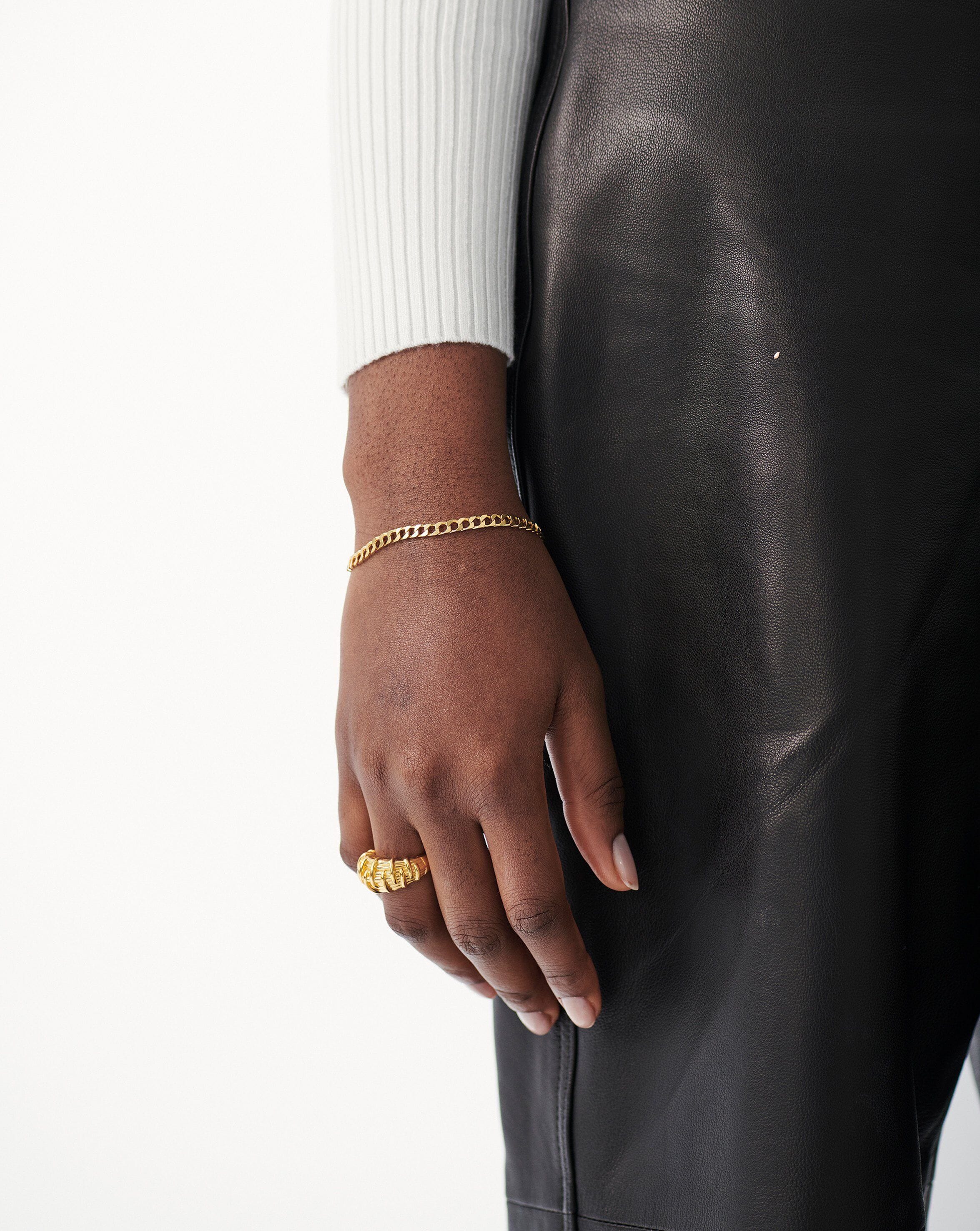 Lucy Williams Flat Curb Chain Bracelet - Image 6