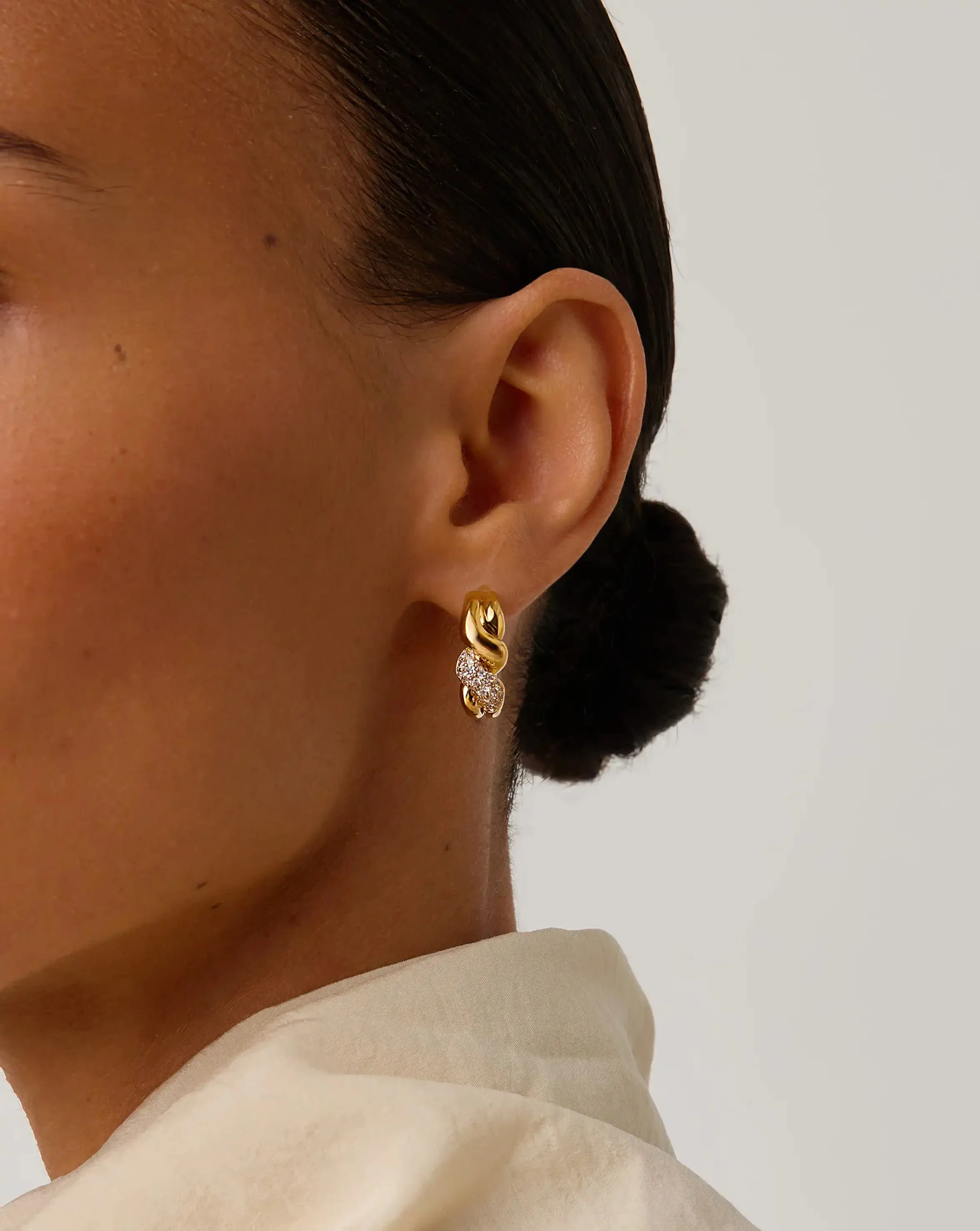 Molten Snow Twisted Small Hoop Earrings | 18k Gold Plated/Cubic Zirconia - Image 3