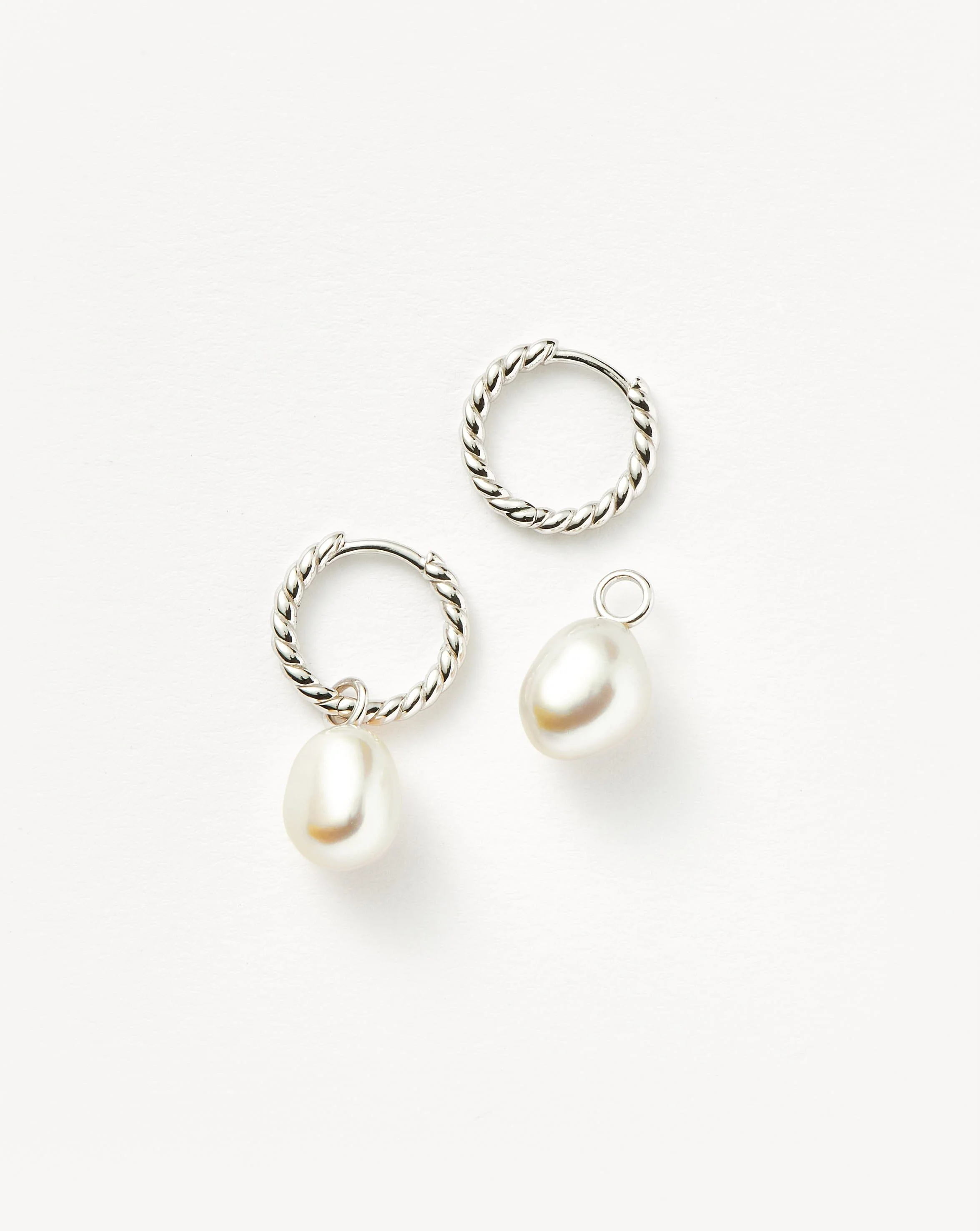 Pearl Twisted Small Drop Hoop Earrings | Sterling Silver/Pearl - Image 4
