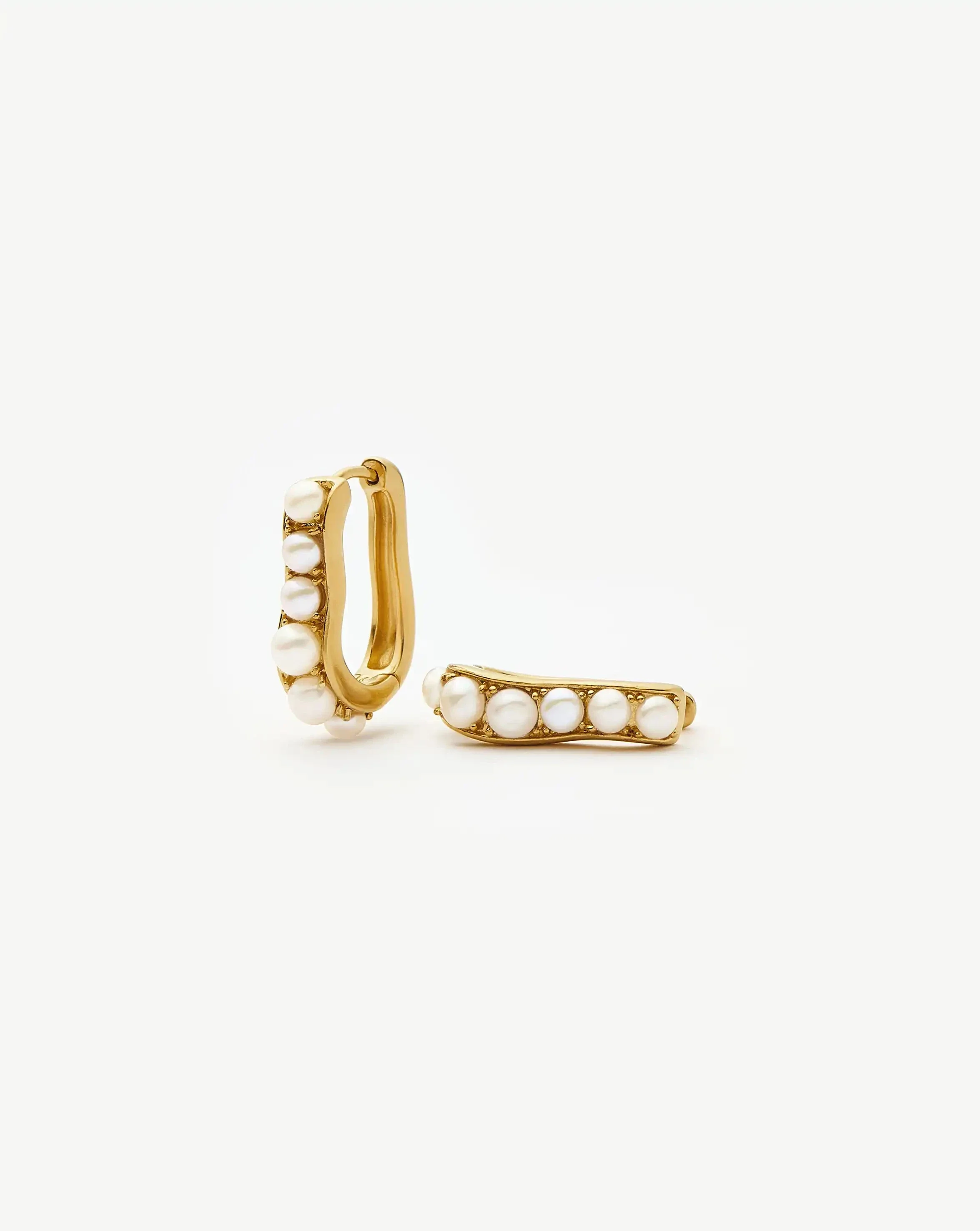 Pearl Wave Small Hoop Earrings | 18k Gold Plated/Pearl