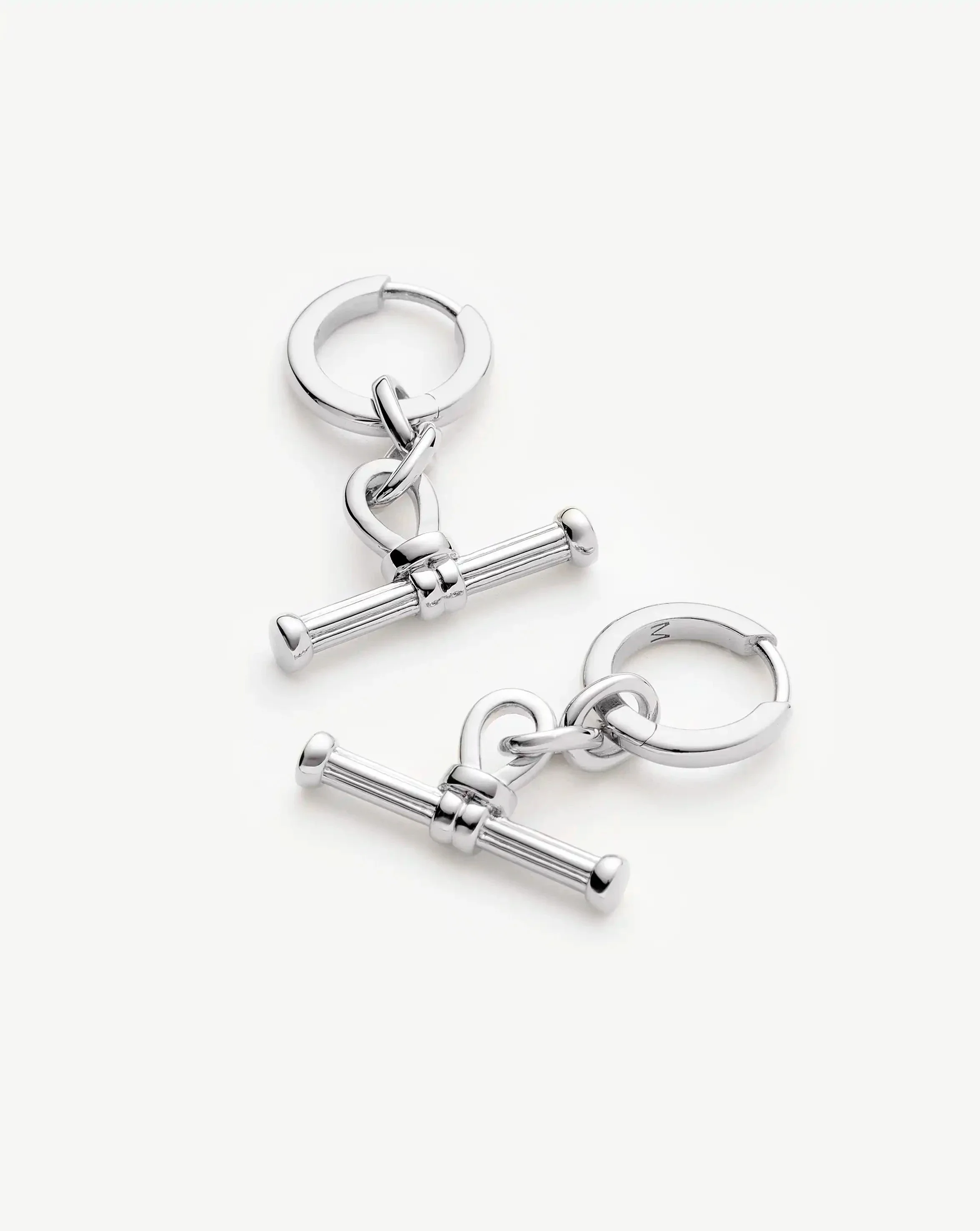 Ridge T-Bar Drop Huggies | Silver Plated