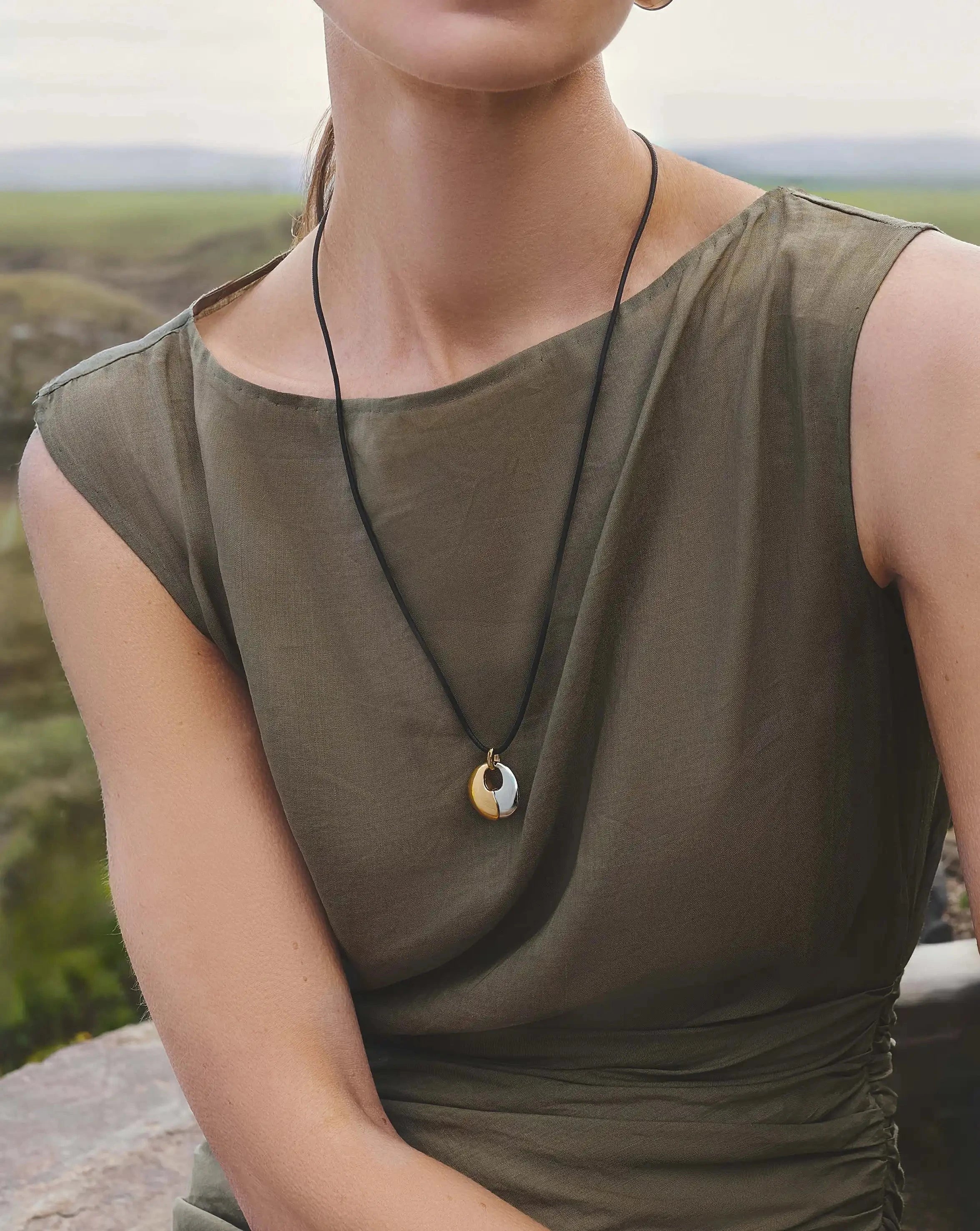 Sculptural Pebble Pendant Necklace Set | Mixed Metal - Image 3