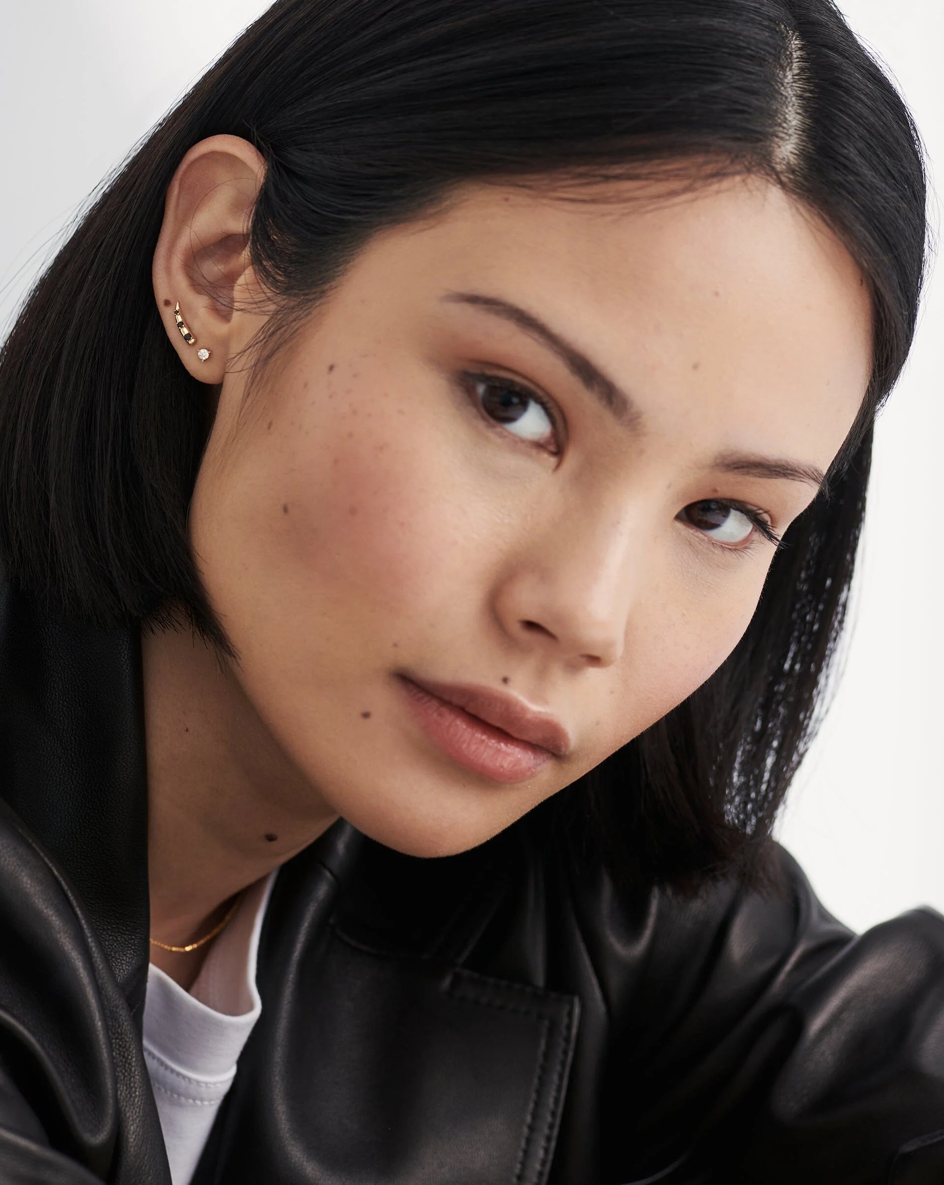 Solid Gold Solitaire Single Stud Earring - Image 2
