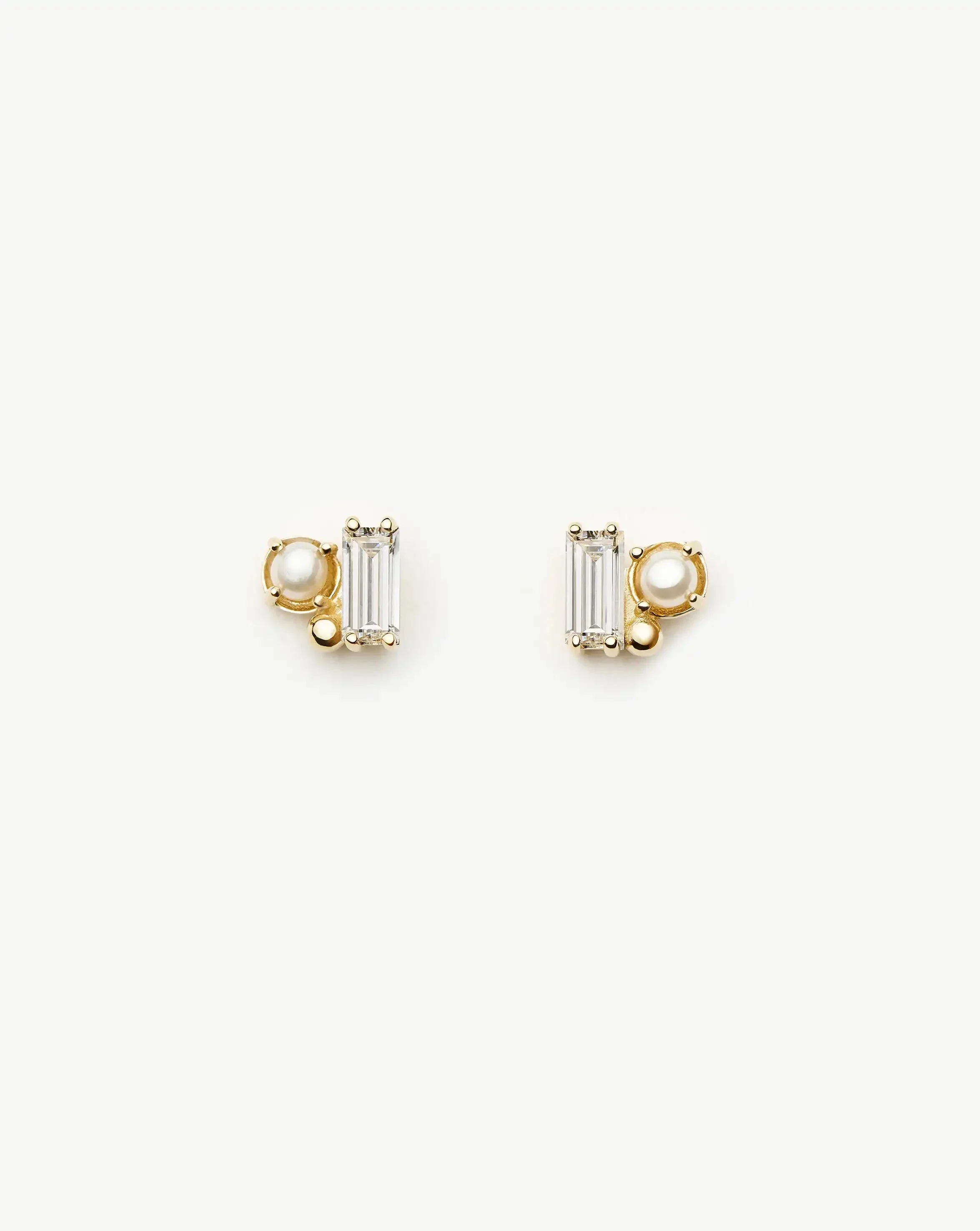 Solid Gold Diamond Pearl Stud Earrings | 14k Solid Gold/Pearl